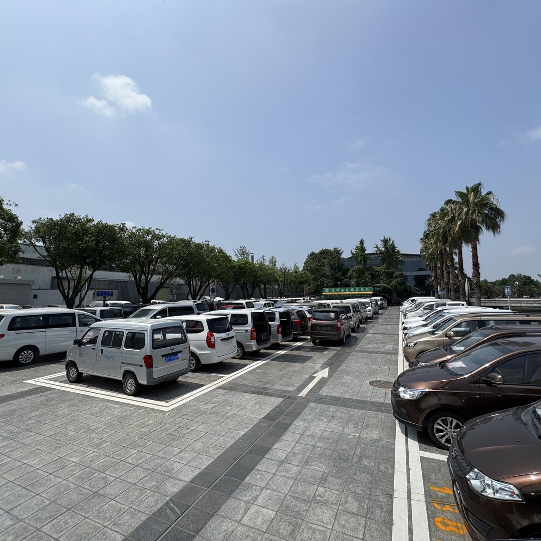 成都小杨面包车