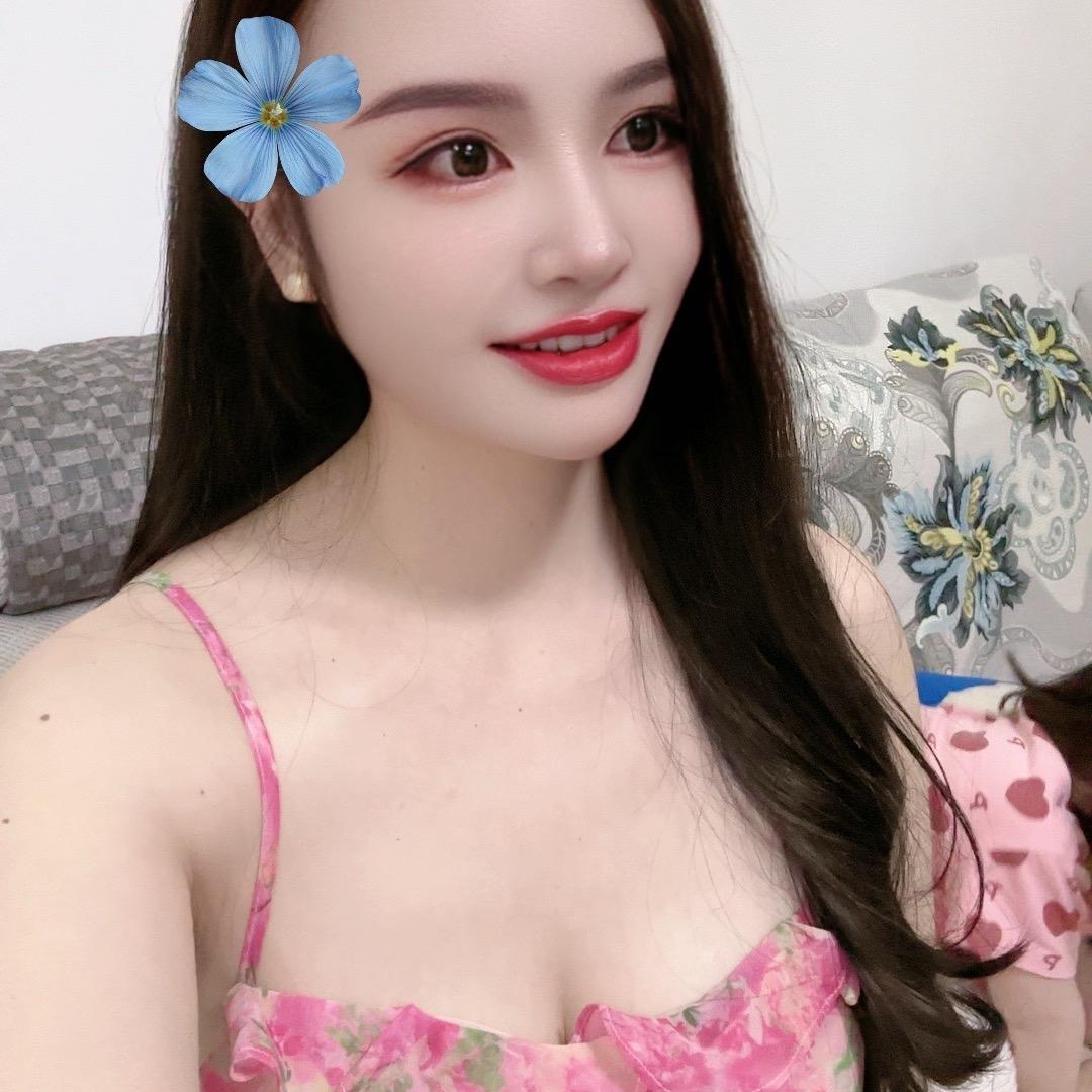西岳影视城💋苏苏💋女装实体店👗