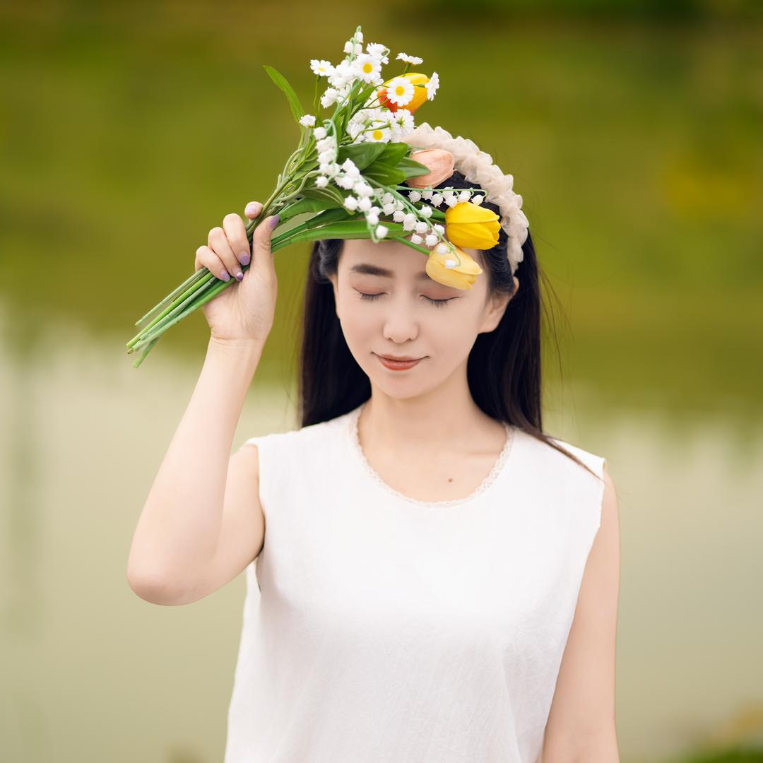 兔子牙妹妹（春夏秋冬花店提前定）