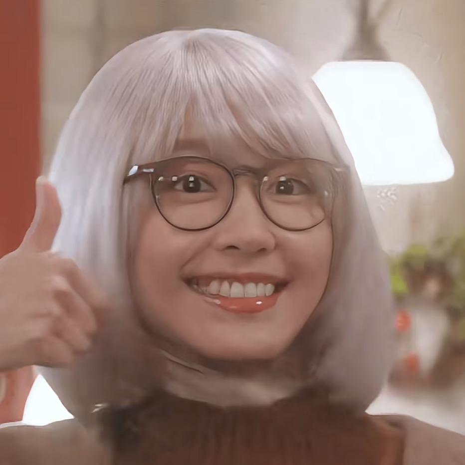 小肚腩三三