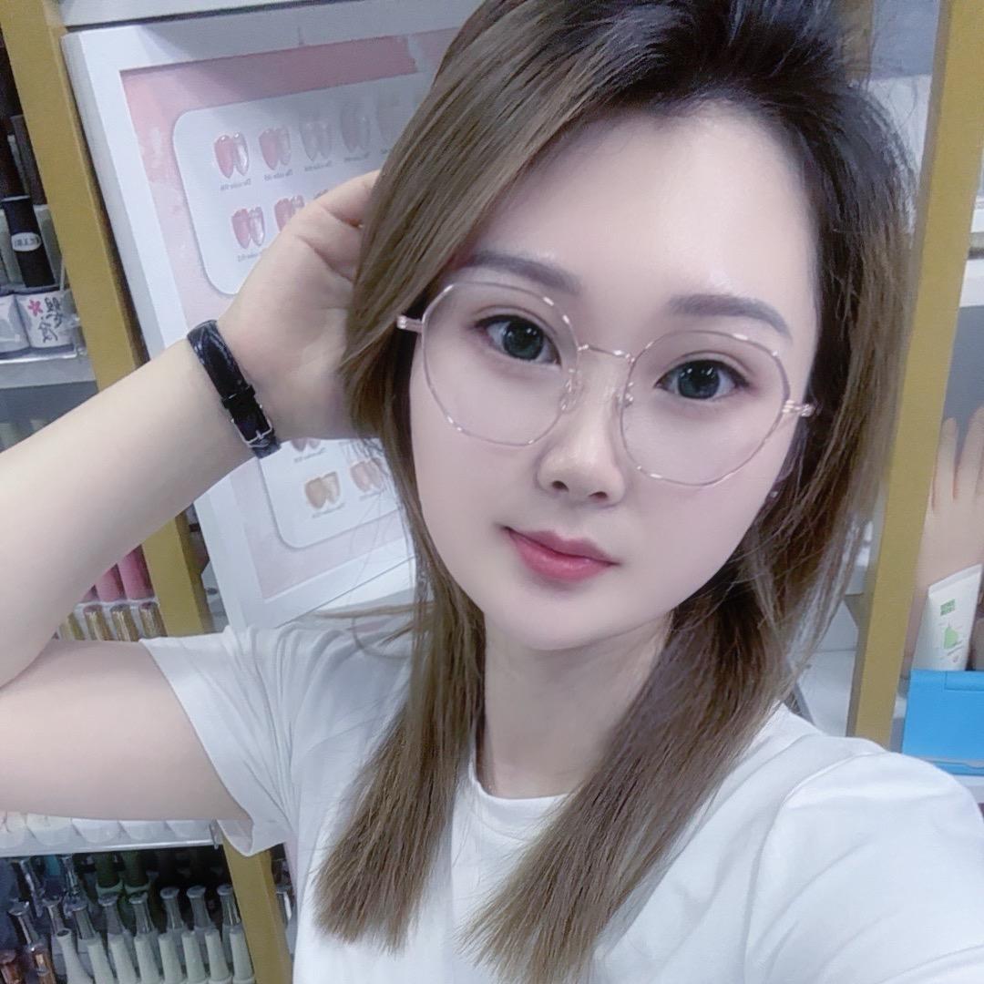 艺思美甲官方号