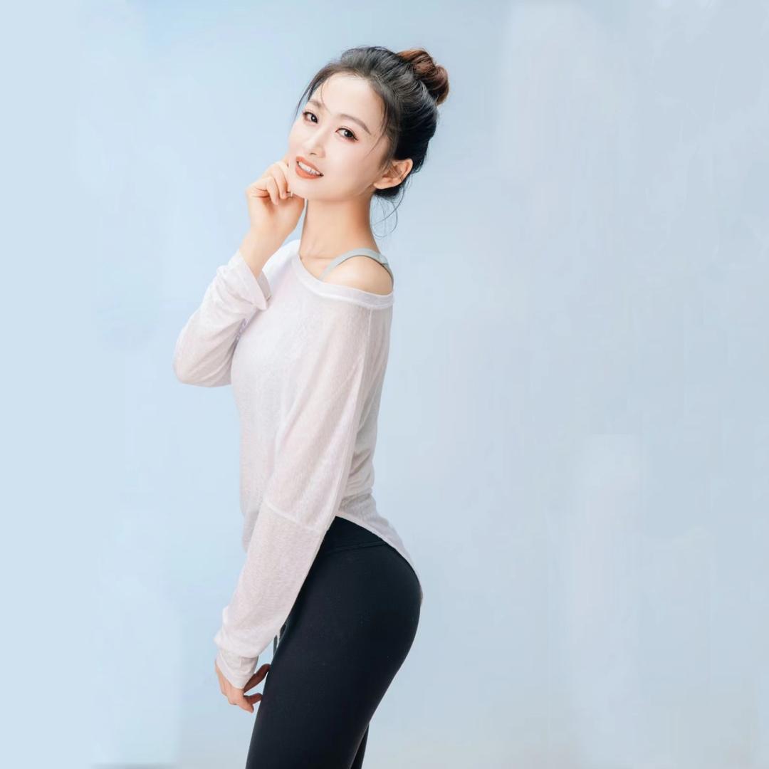 瑜伽普拉提老师慧慧