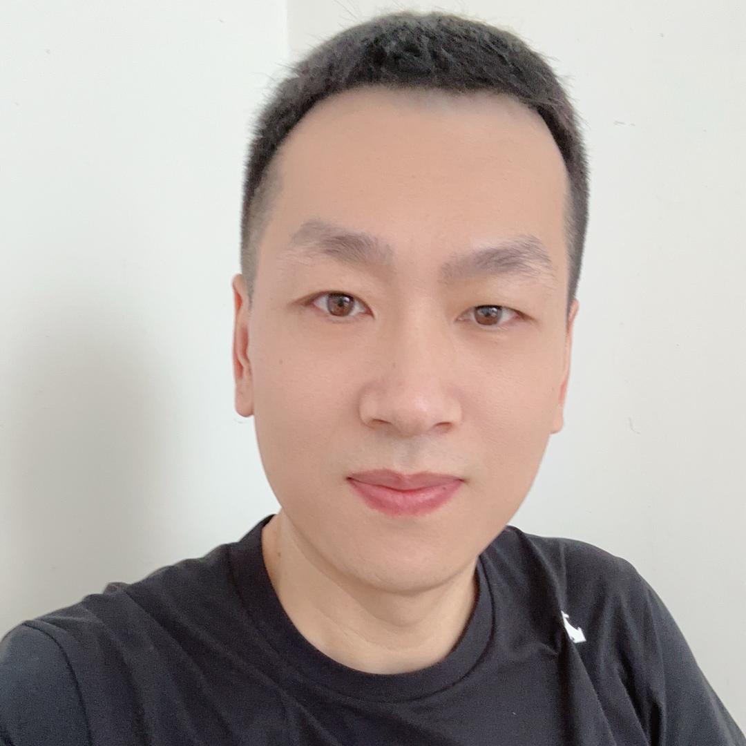 嘉哥很开心