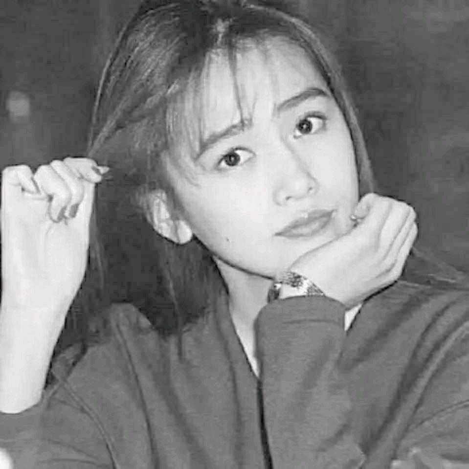 狂踹瘸子那条腿