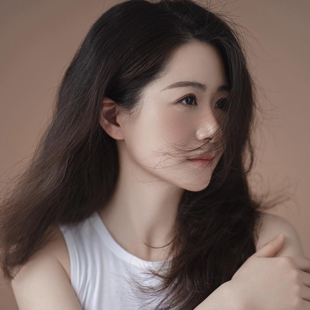 设计师拾月
