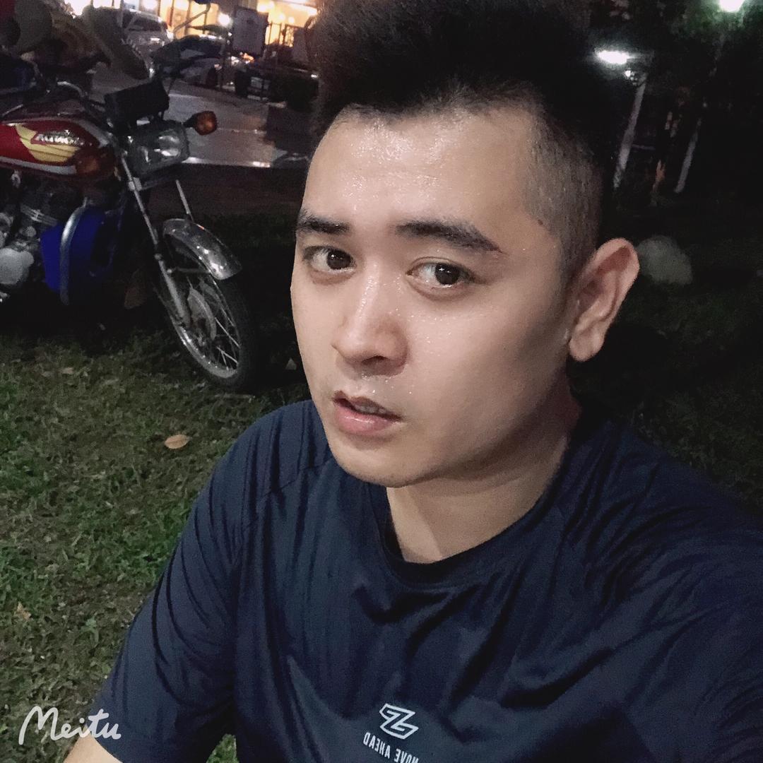 园洲缪斯酒吧，总监阿强，订台私信