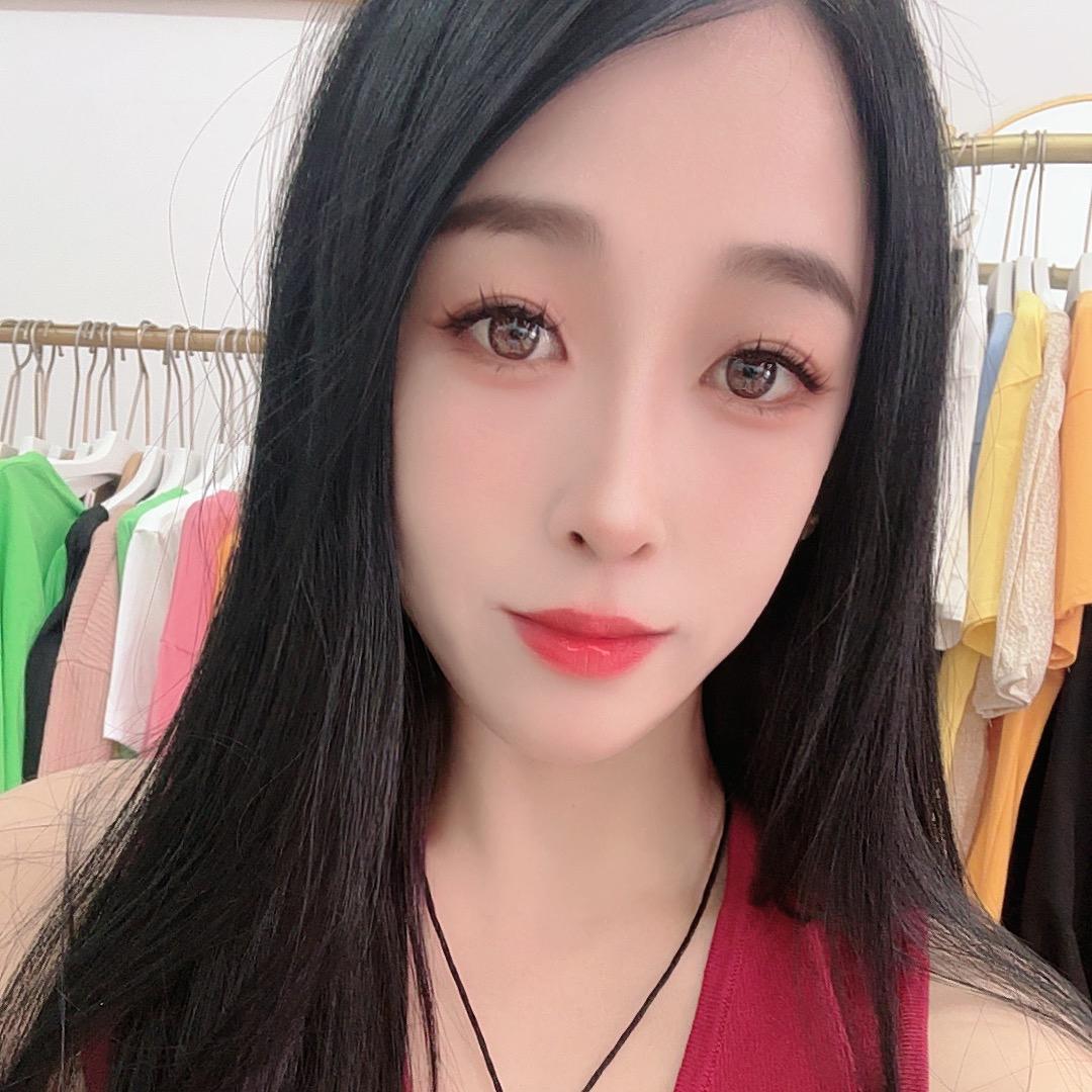 我是樾樾吖