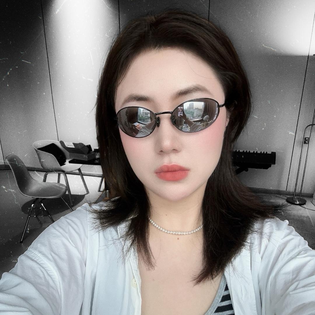 小菜老师教唱歌