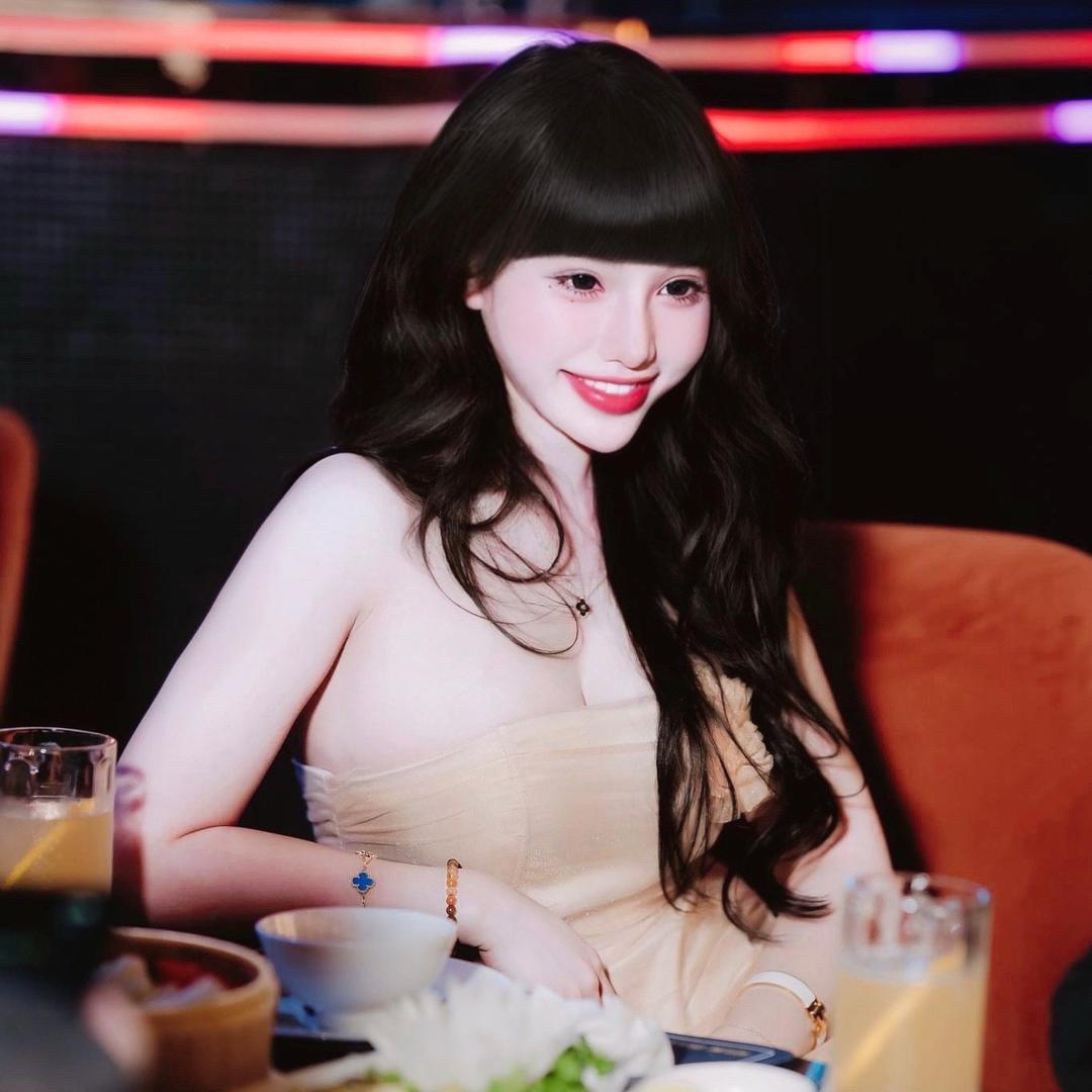 Mei 🇻🇳