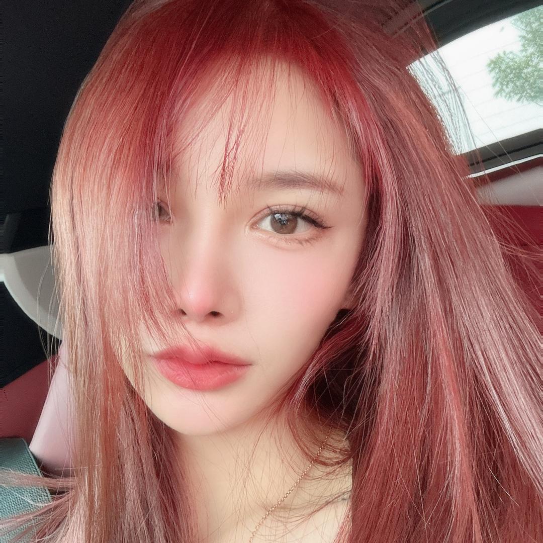 左耳w