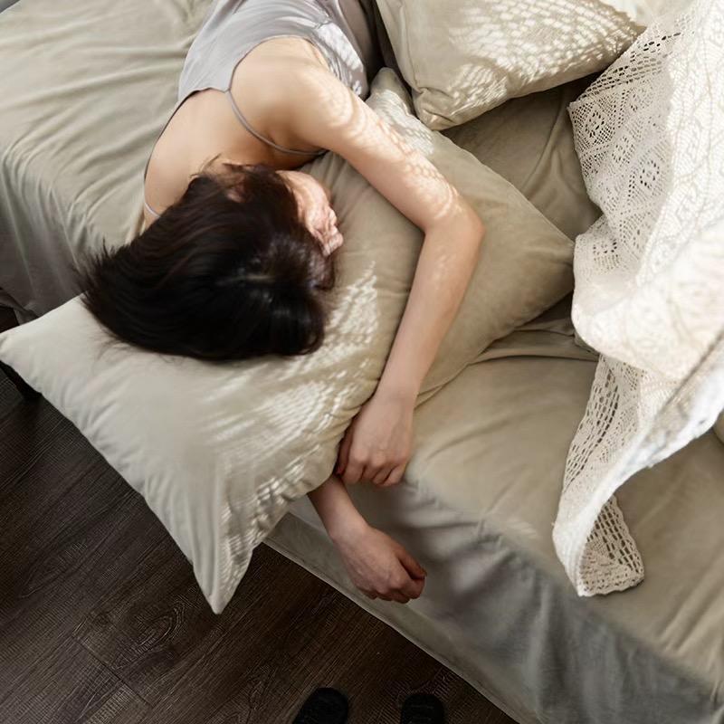 初觅拾光家纺店