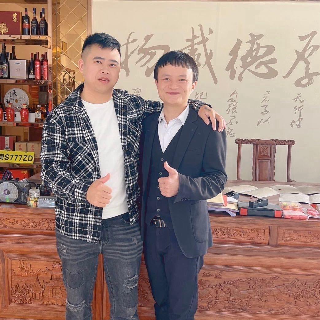 创美崔哥收头发·接发·假发定制、招学员