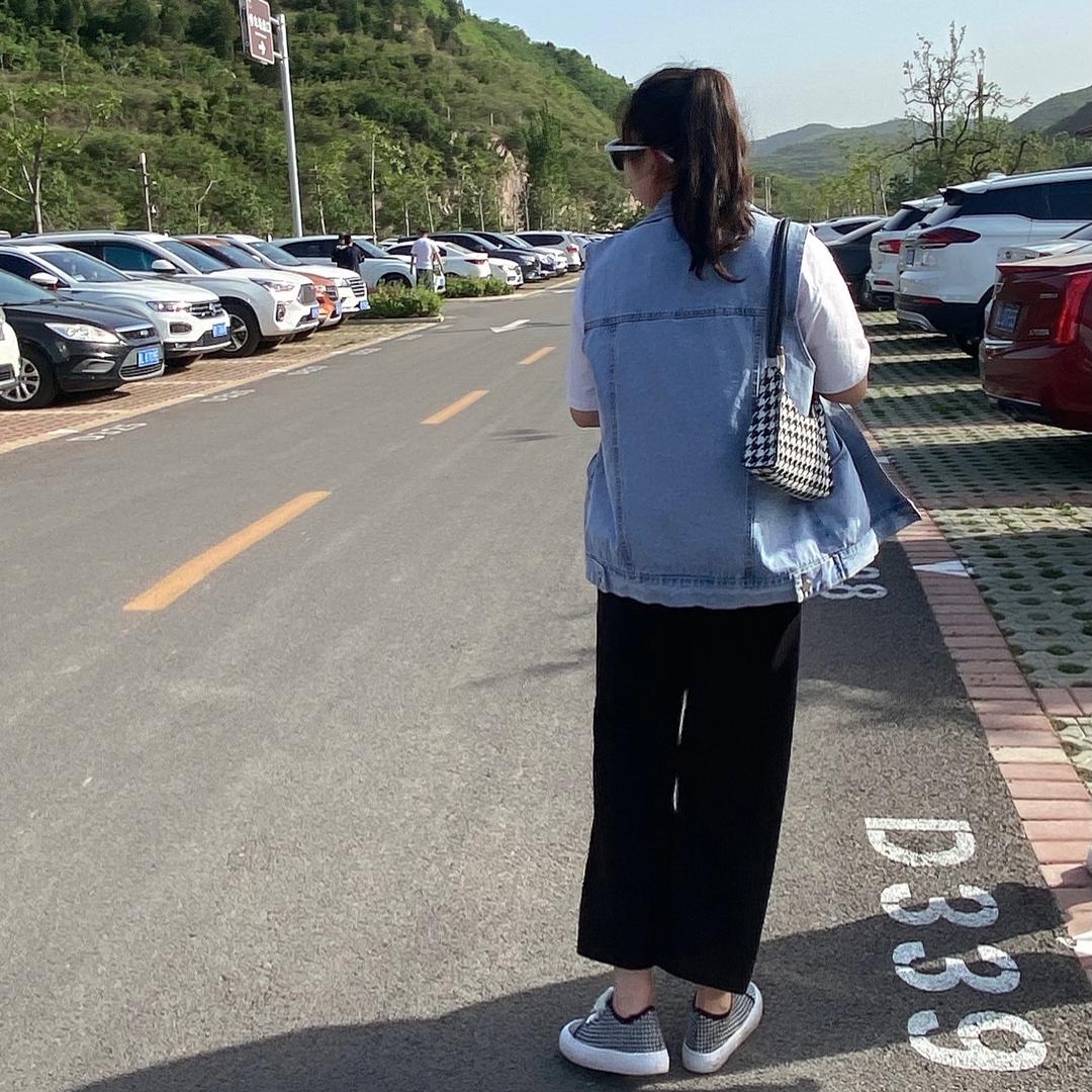 莹莹吖（已细4️⃣0️⃣巾）