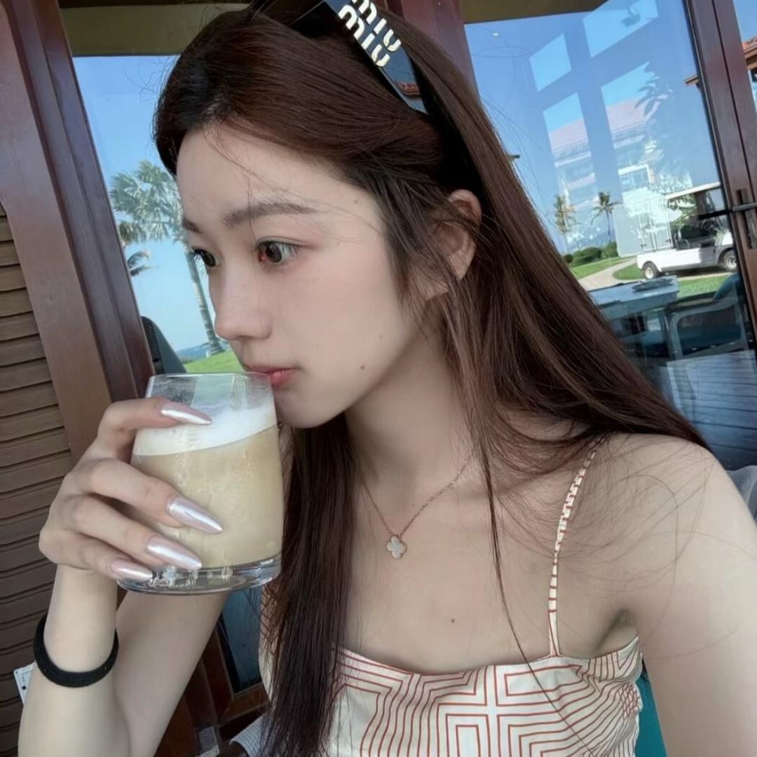7^_