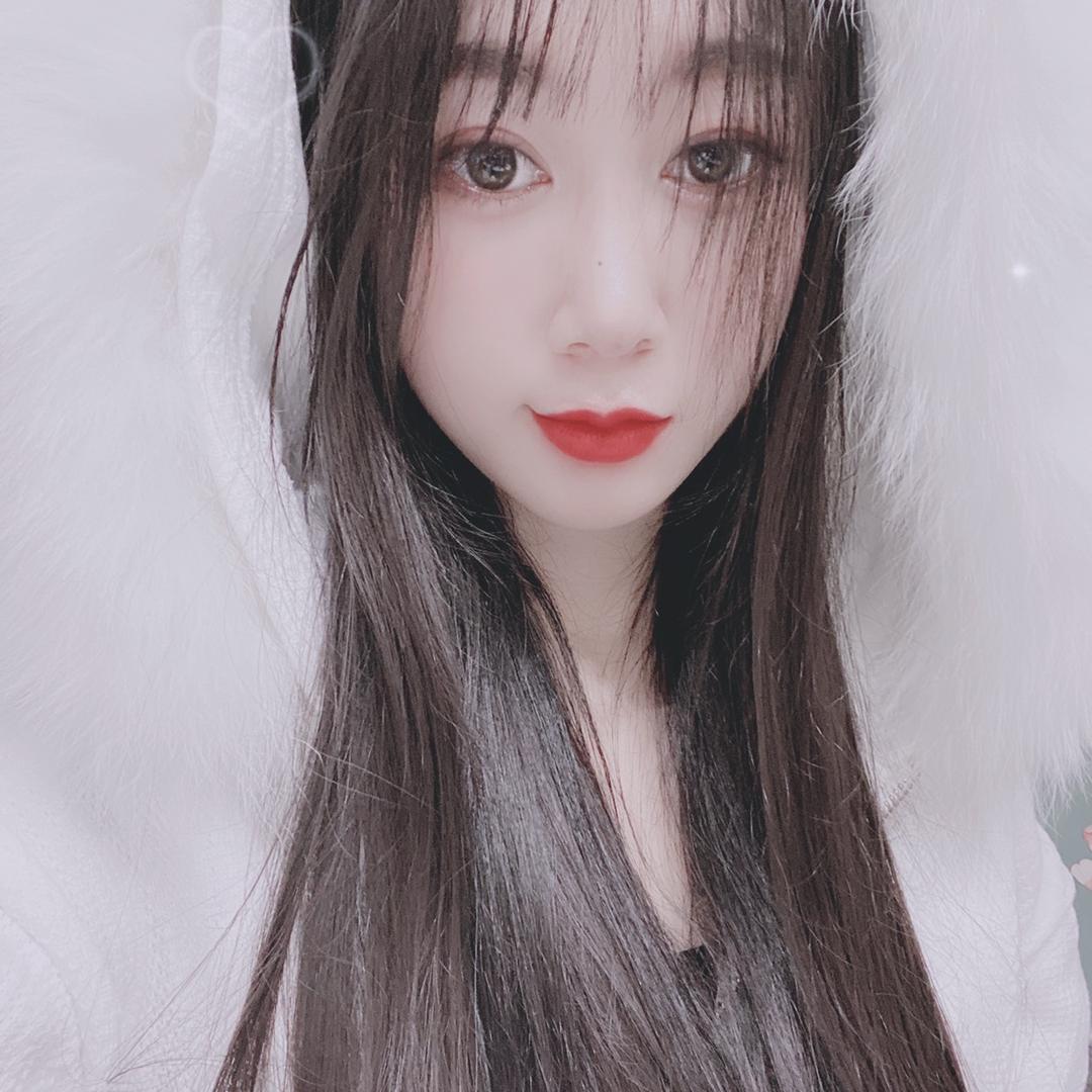 嘿……是苗小姐呀💕