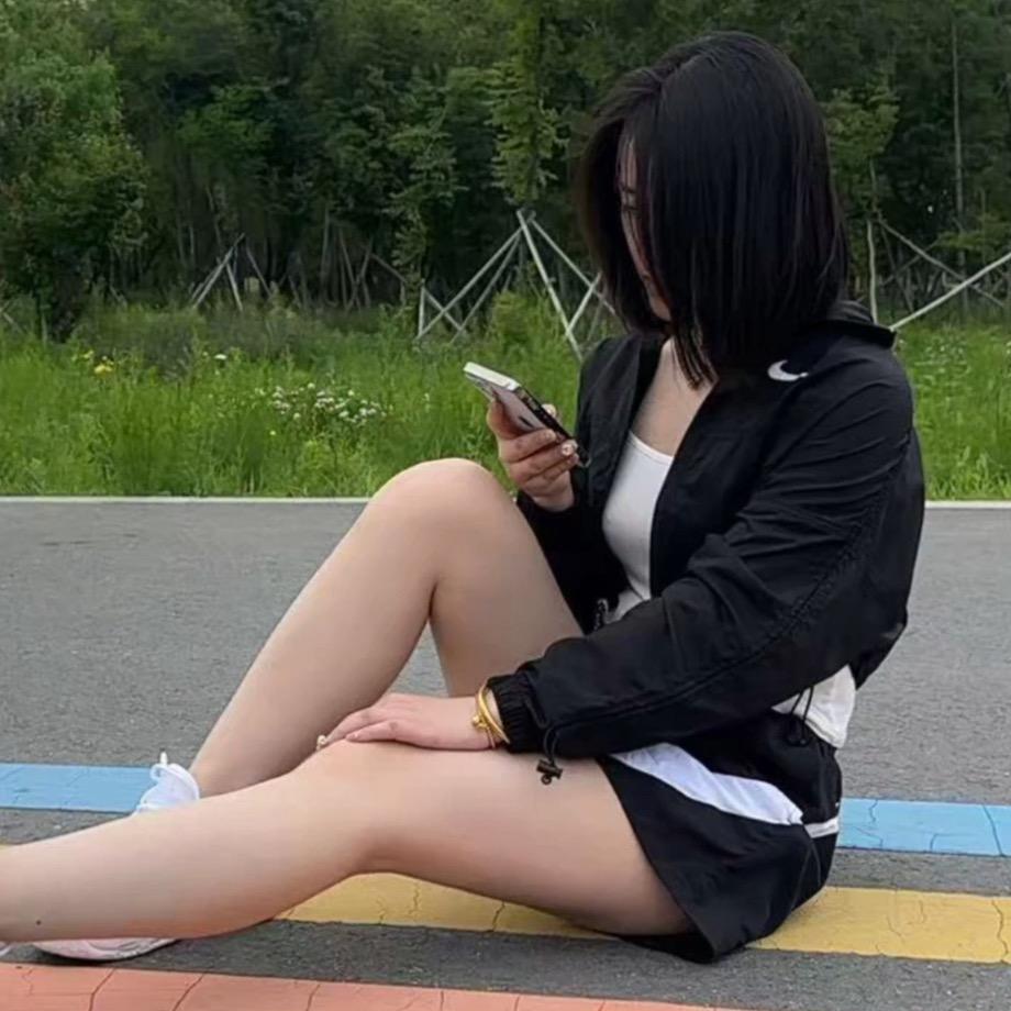 @“ღ李ོꦿ⁵²⁰”半颗糖