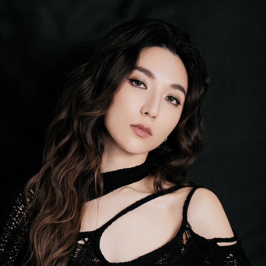 Haezee 黄玮昕