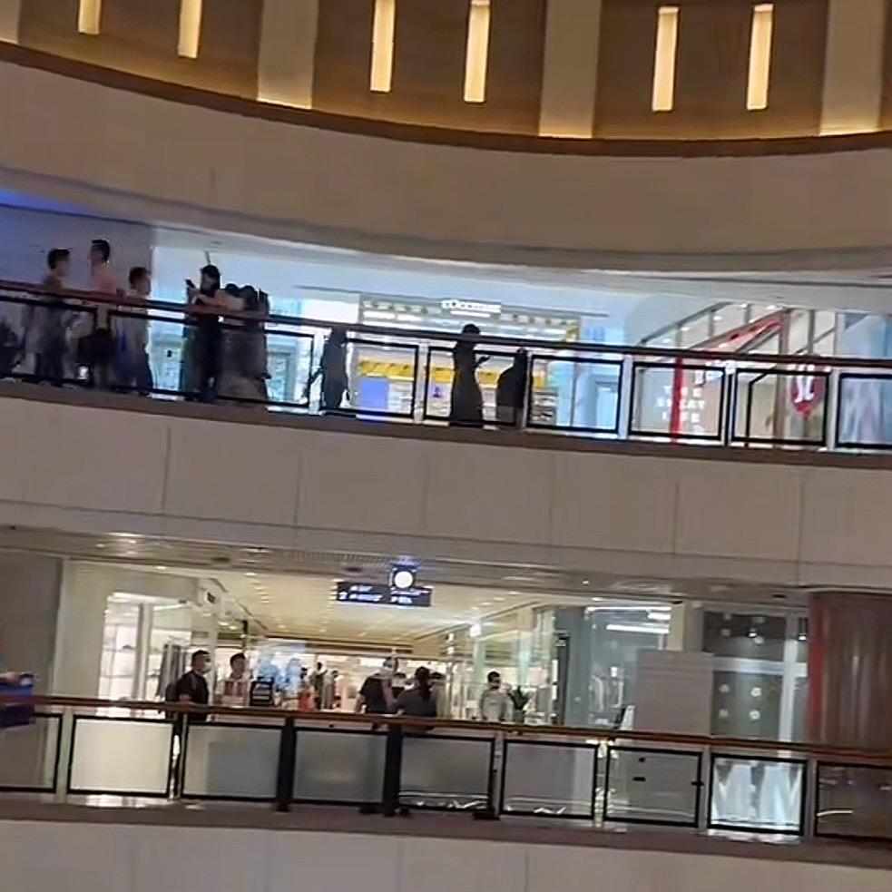 奥莱折扣店6