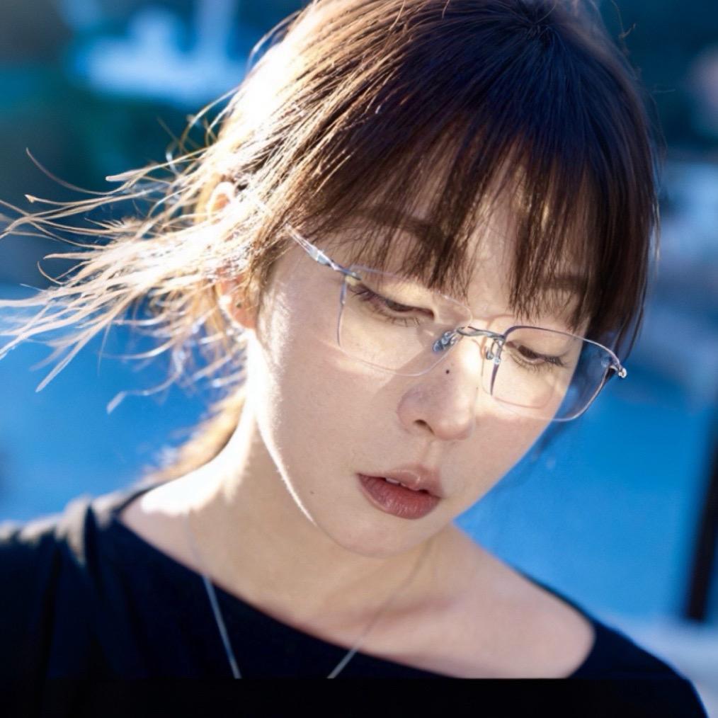 在大丰化妆的蜜蜜