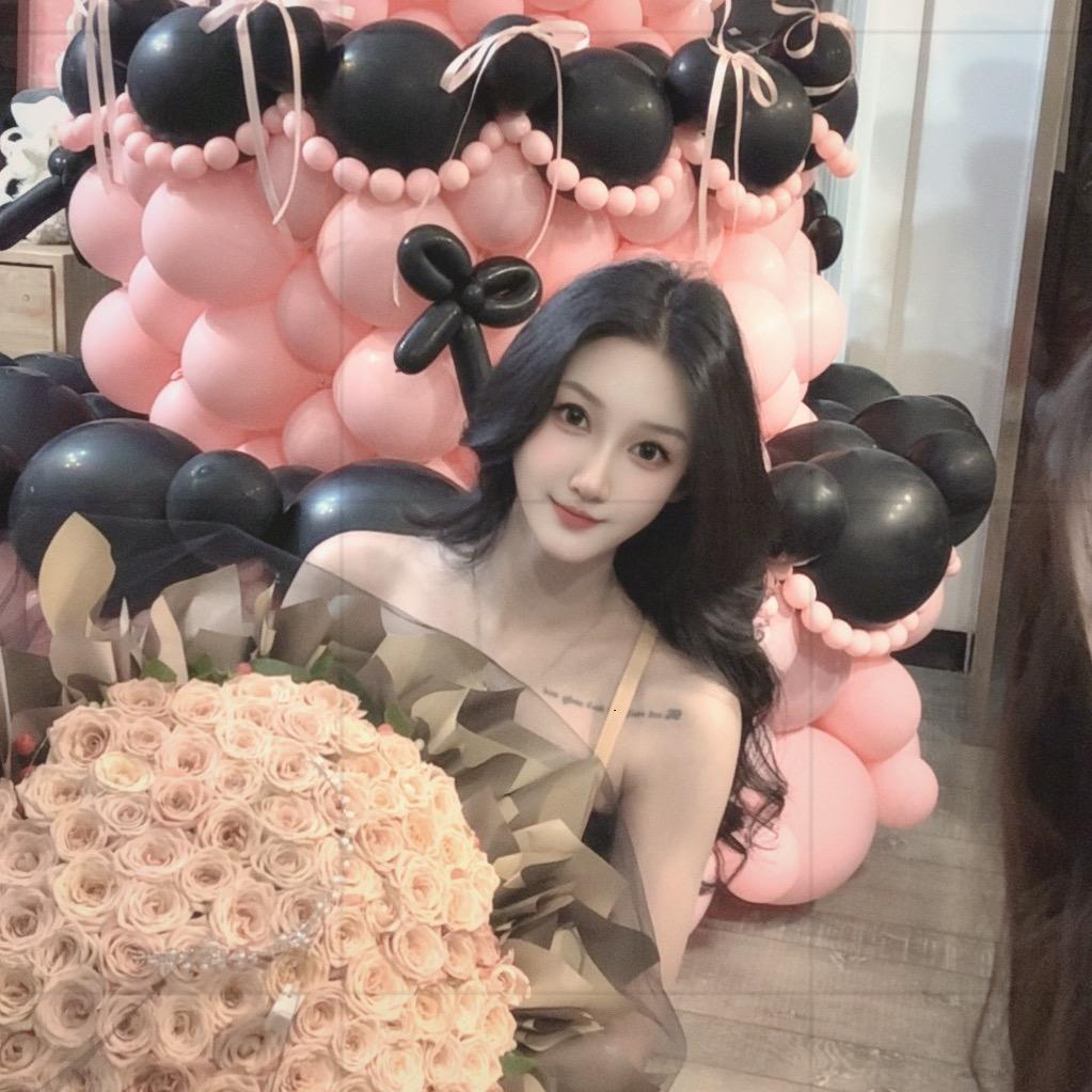 杨开心😚