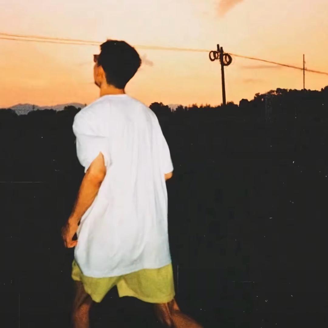左右