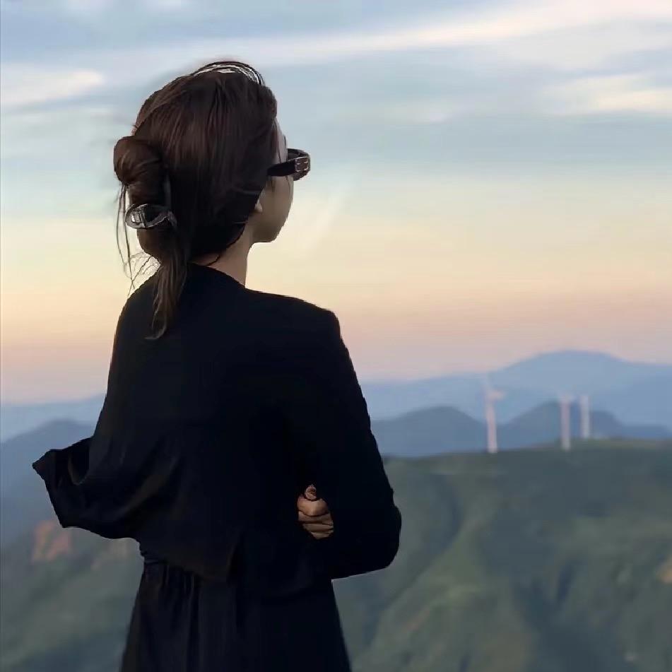 和风流韵老板娘