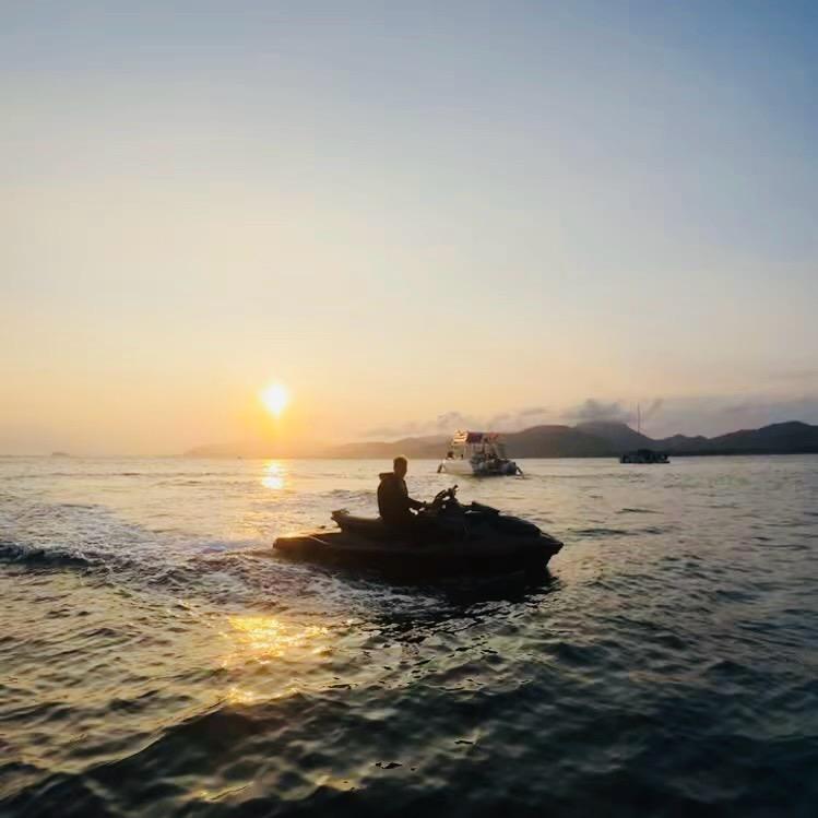 三亚摩托艇“小华