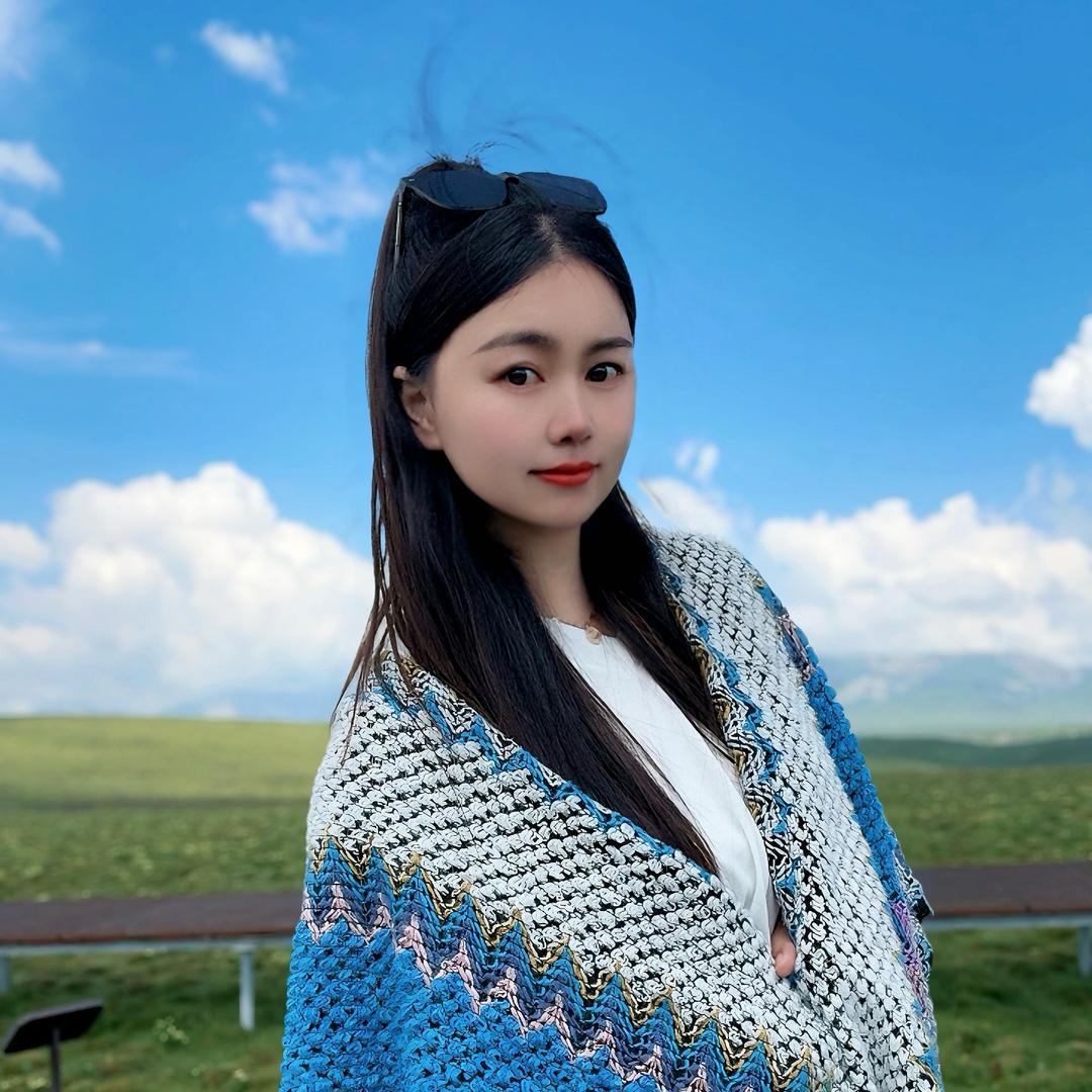 @露露