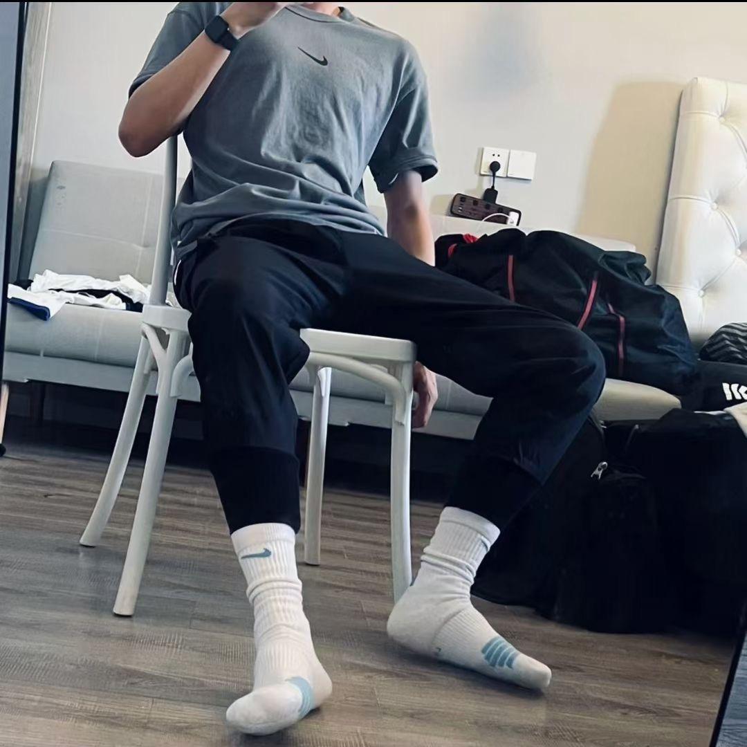 爱笑的憨憨