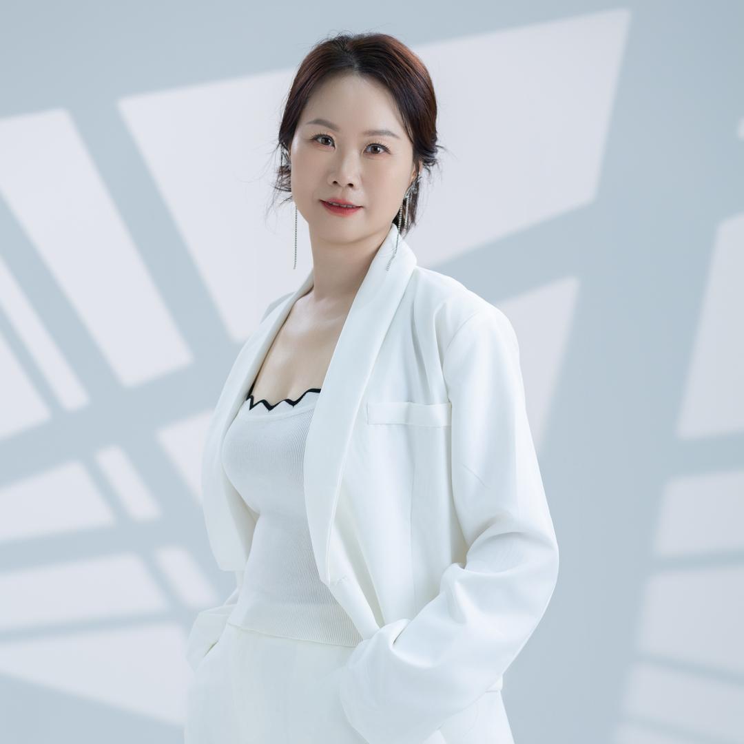 中山艾丽格缇眉形设计柒月