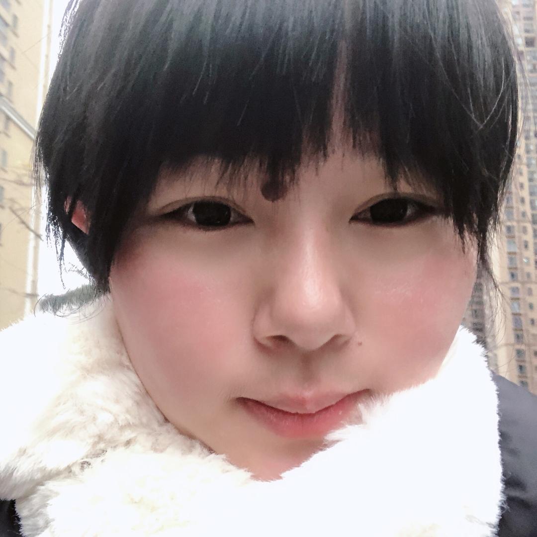 小依橱童装-燕姐