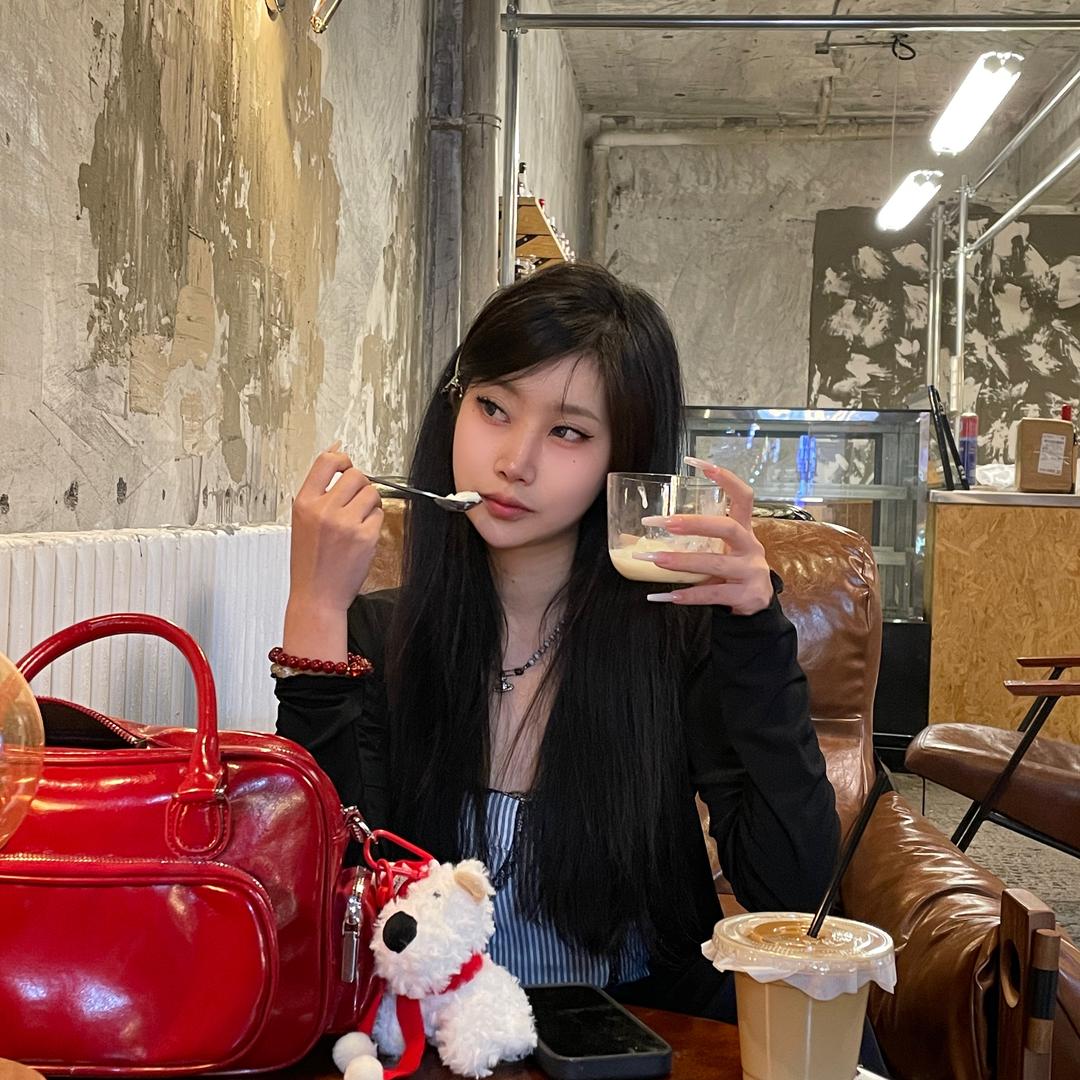 暴躁嘉妹