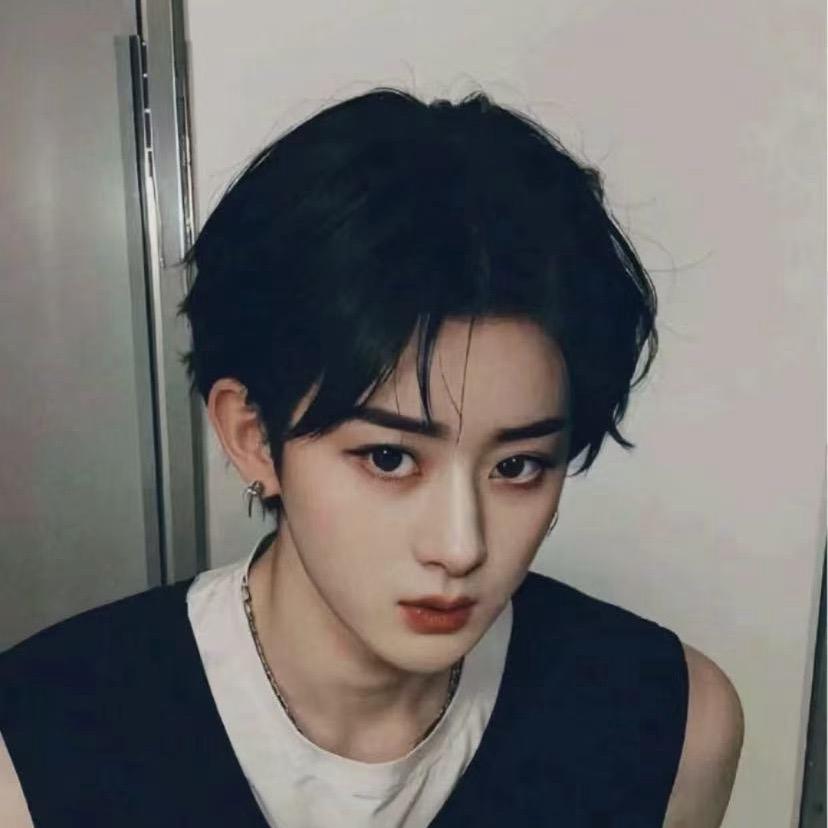 奔跑的五花肉🥩