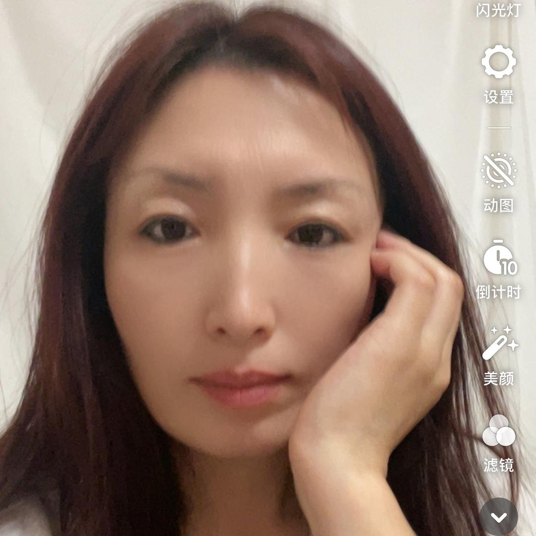 小艺爱吃吃(晚上11点15分)
