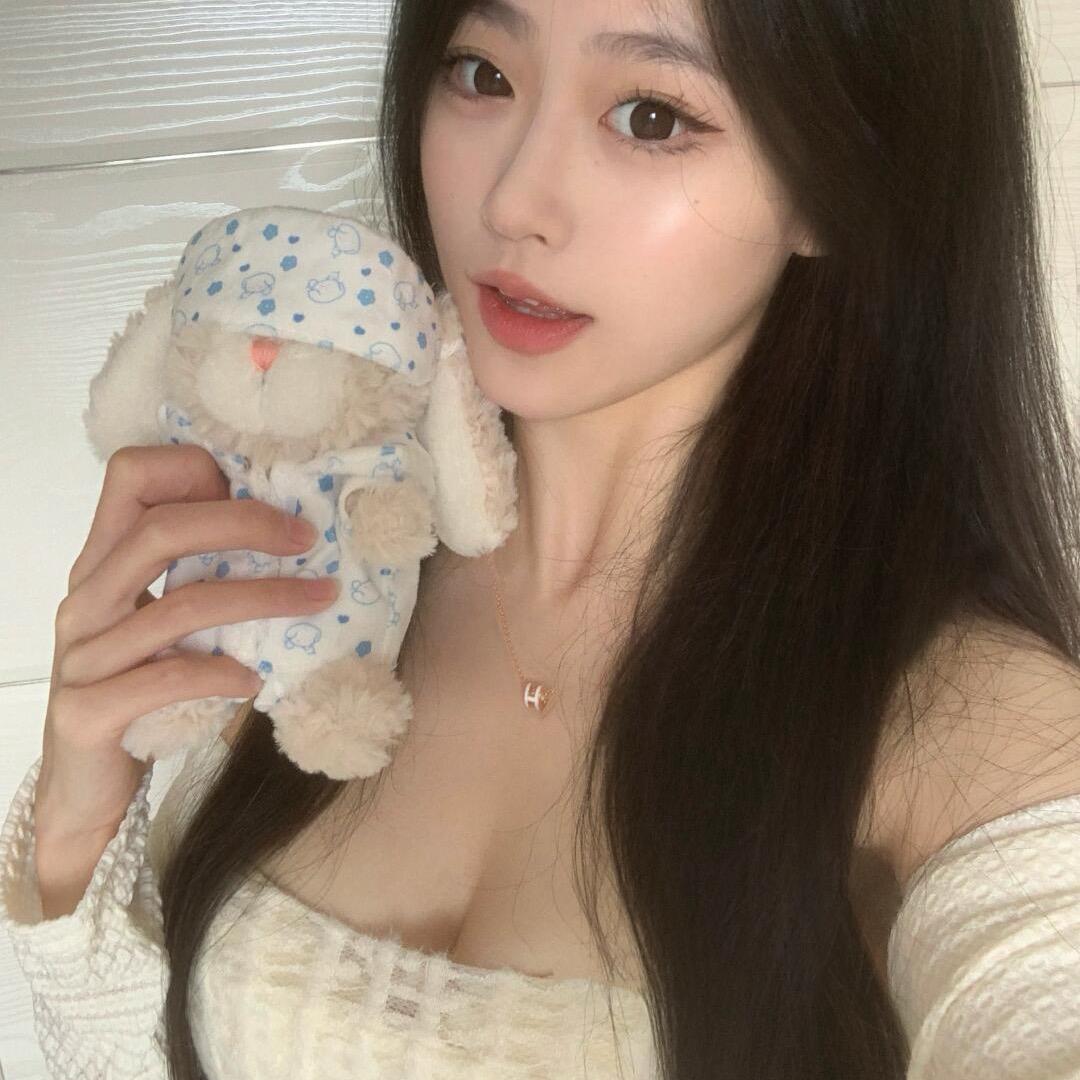 女神的衣柜