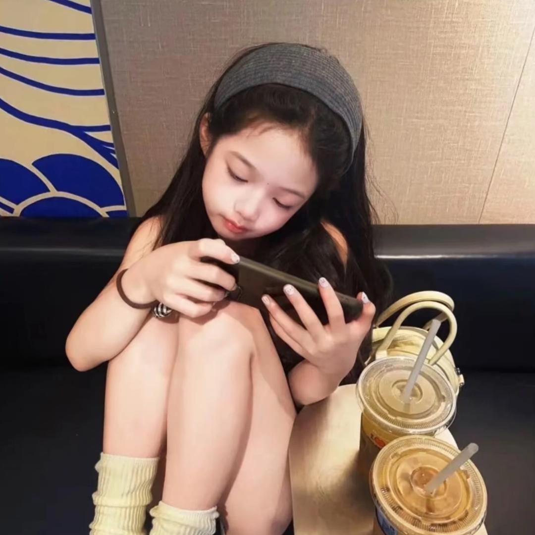 悲伤骷髅头