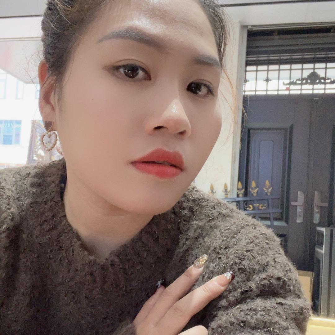小长安中国嘉庭门窗阿玲