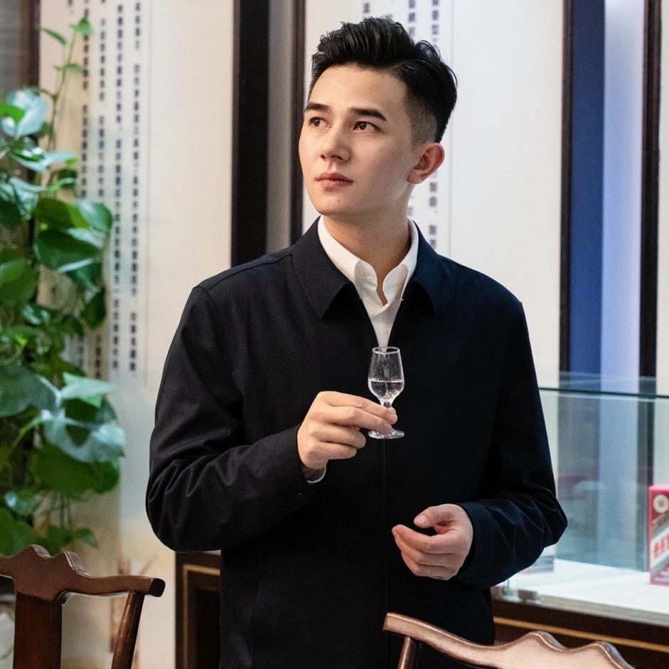 茅台镇的男人