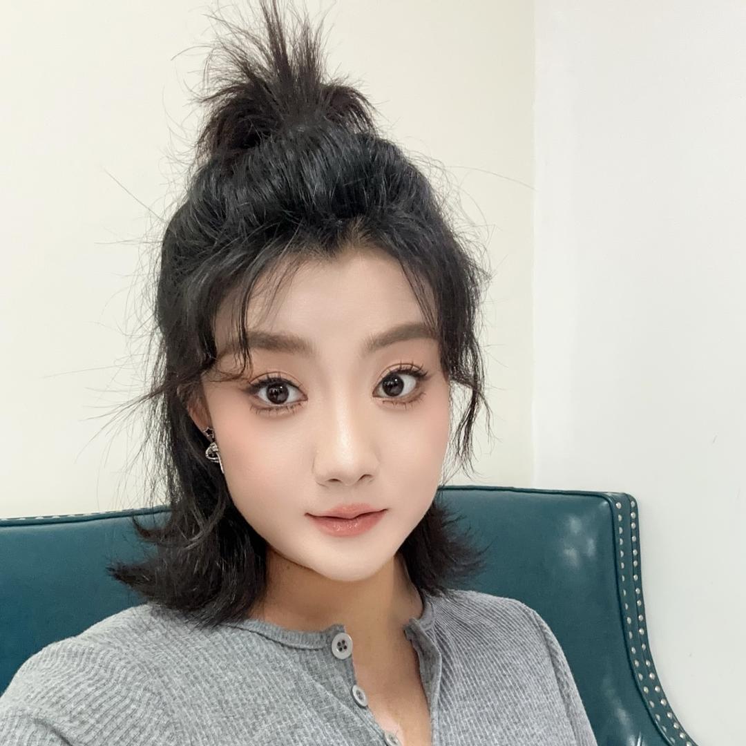 墅我直颜