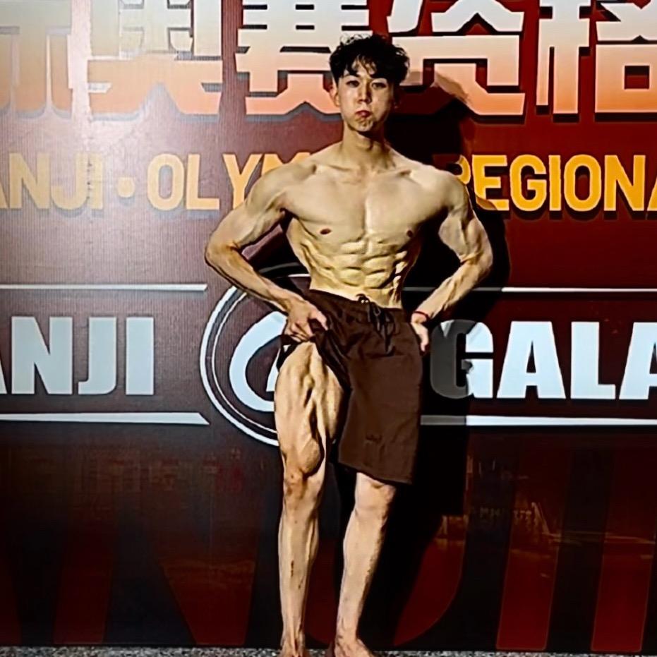 碳水暴徒老王😤