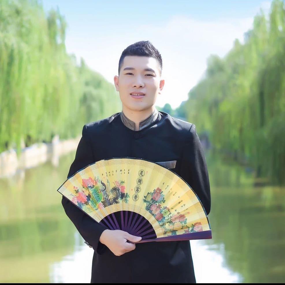 广州市佰意优舞台灯光