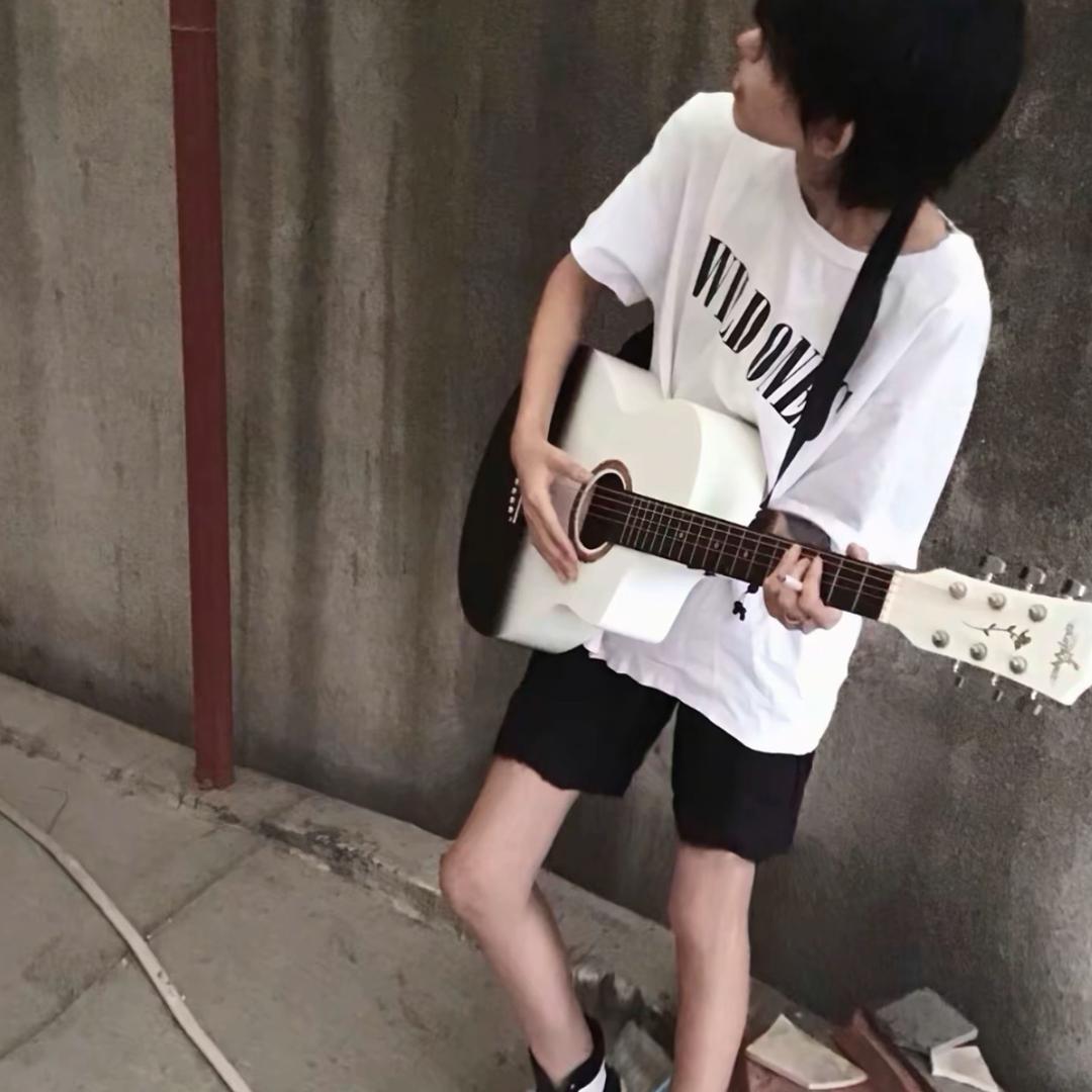 凛