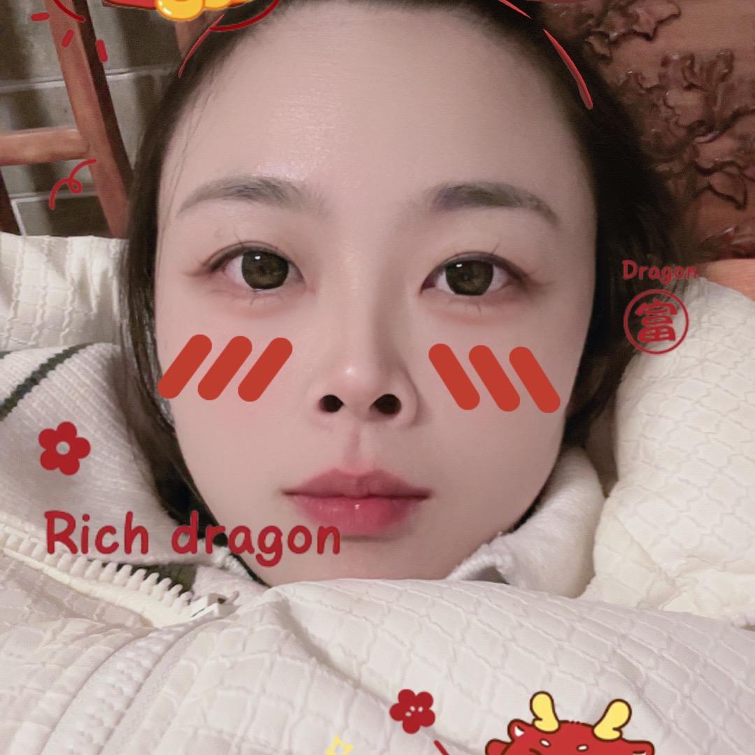 爱家居的英英