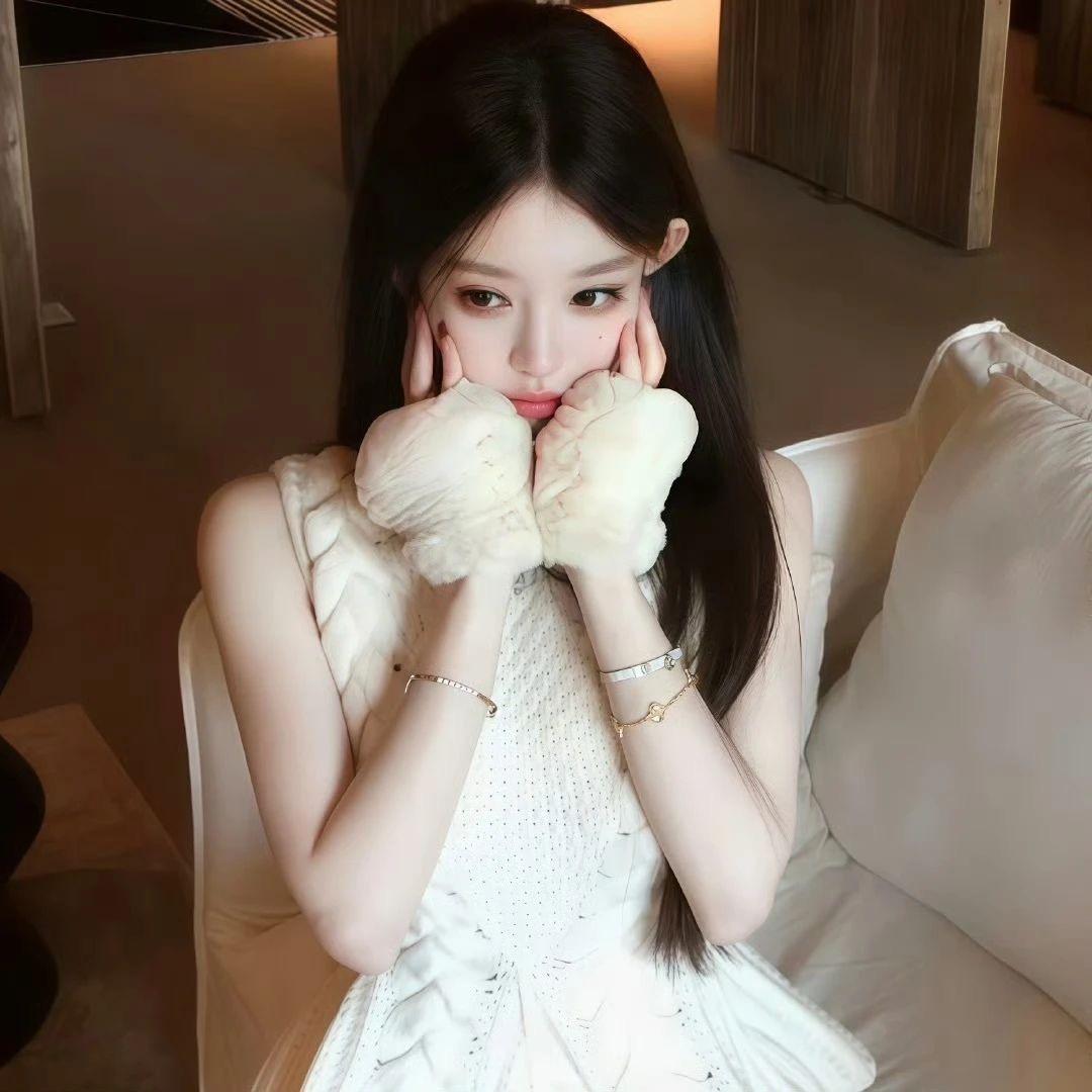 毛亦宁.