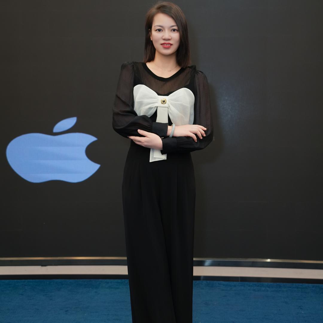 田阳做美容小凤