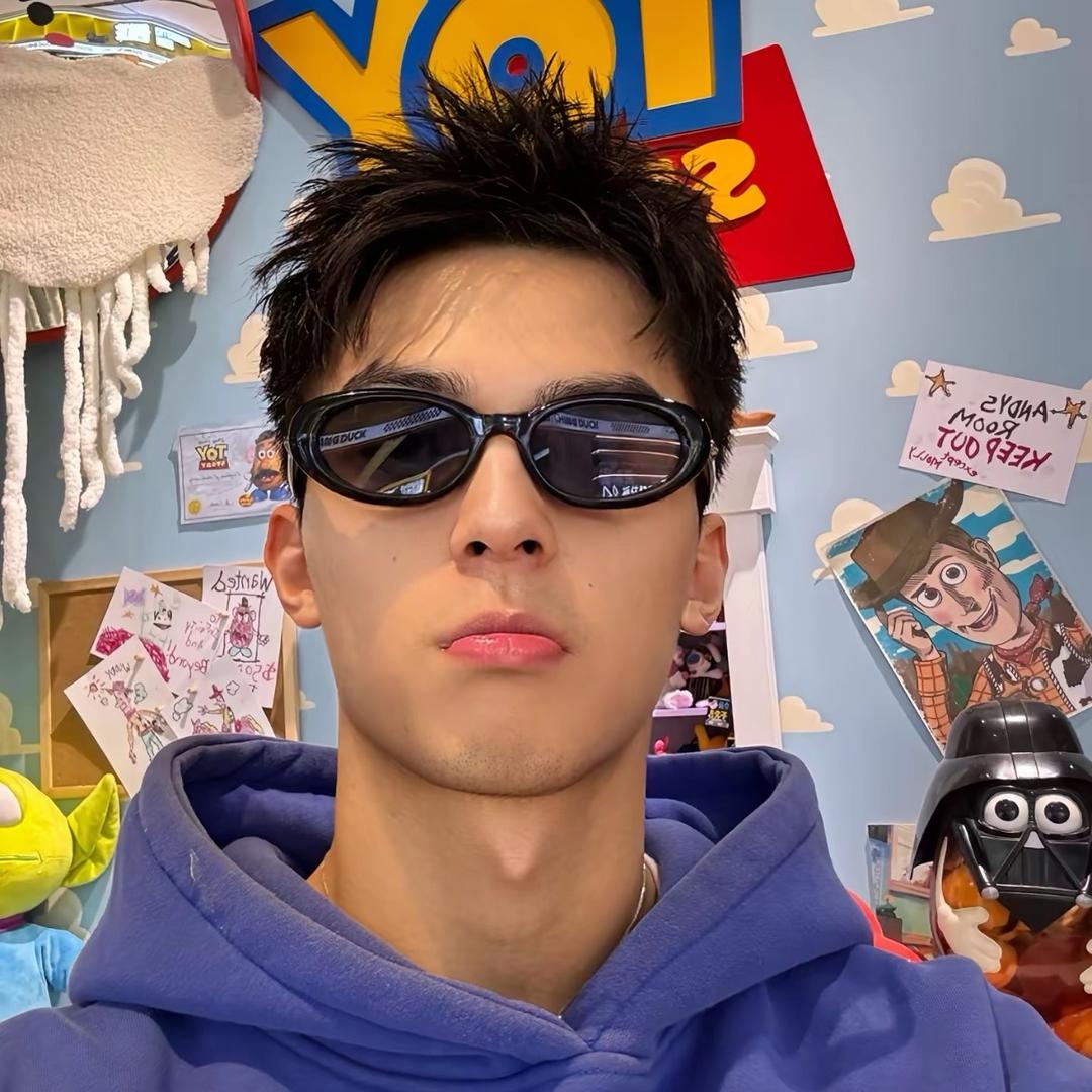 圣火喵喵教在逃喵教头