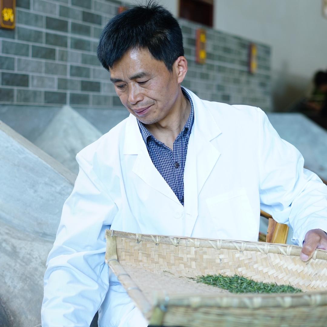 青山（中国制茶大师）肖兴亮