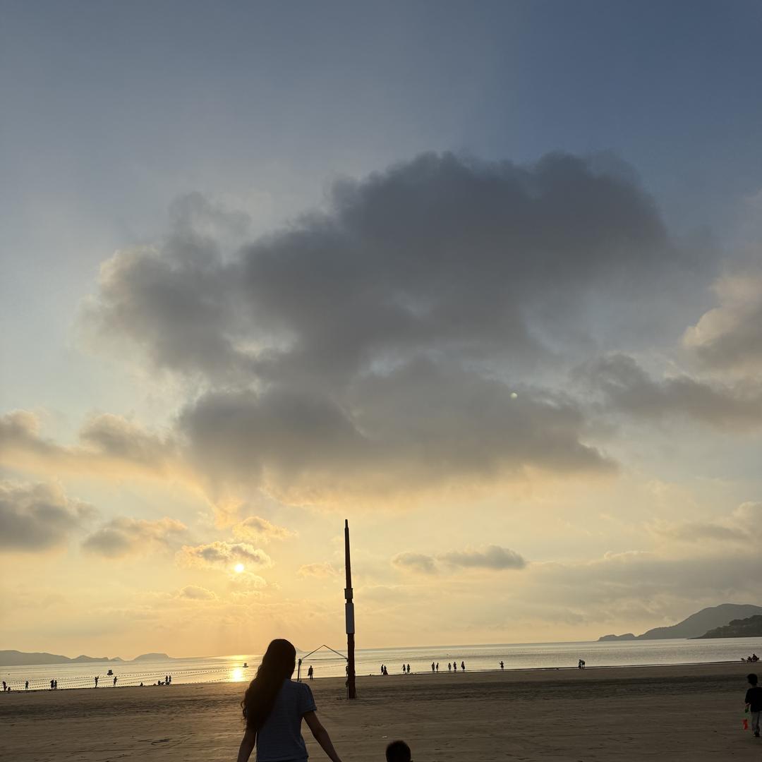 张优时尚鞋服小铺