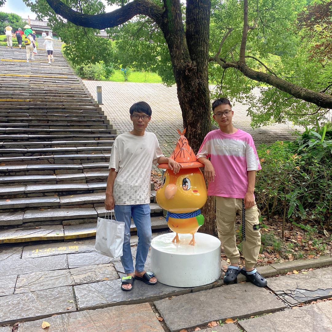 幸福的小女人