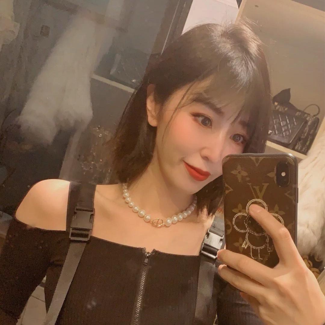 彩霞的韩国发饰